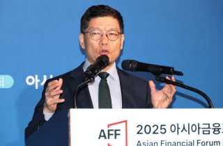이정동 "금융은 산업의 그림자…없으면 저성장 탈출 못한다"
