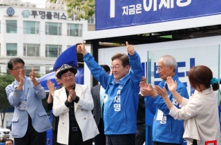 이재명 "SNS는 내 목숨줄…국민과 직접소통 없었다면 가루 됐을 것"