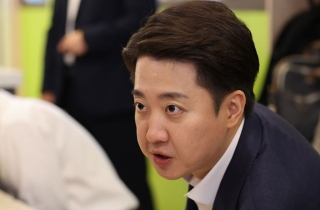 이준석 "단일화 관심 없어…김문수·이재명이 부정선거 단일화하라"
