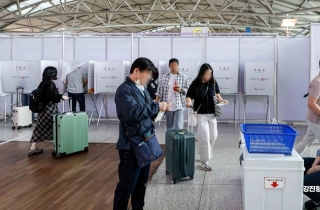 21대 대선 사전투표율 12시 8.70%…지난 대선보다 1.59%p 높아