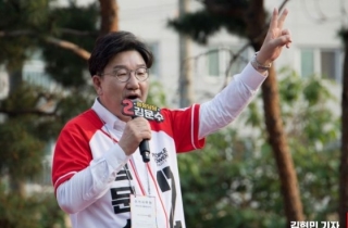 "미래는 이준석, 지금은 김문수"…오늘 밤 단일화 요청한 권성동
