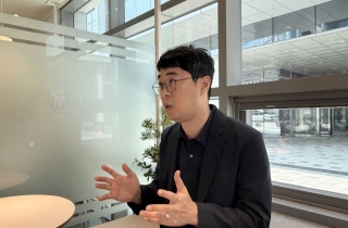 "청년 문제는 전체 고용시장의 문제…이중구조 해소해야"[이슈 인터뷰]