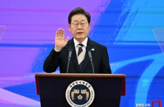 [속보] 이재명 대통령 "정의로운 통합정부, 유연한 실용정부 될 것"