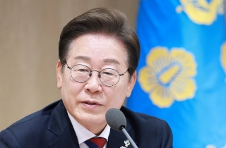 '김밥 한 줄'로 해결, 李대통령 '첫 국무회의'…"내각과 국정철학 공유"