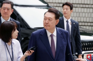 尹, 경찰 3차 소환도 불응 입장…'강제 수단' 검토할까