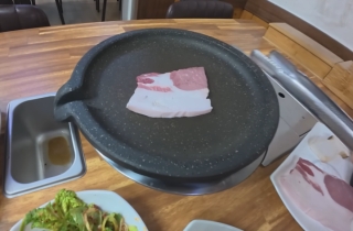 "바가지만 씌우잖아"…20대, 국내 대신 해외로 떠나요