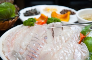 "너무 비싸"…찜통 더위에 달궈진 '국민 횟감' 가격