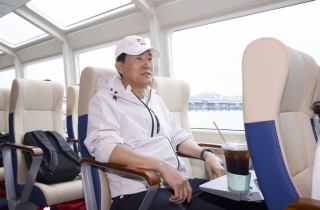 "출근길 첫 차가 11시라고?"…'오세훈표' 한강버스 엇갈린 반응