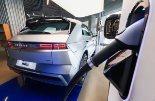 '주말 특근이 사라졌다' 휴업도 빈번…아이오닉5 잘 팔리는데 왜?