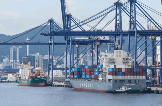 "10대 수출 업종, 5년 뒤엔 모두 中에 따라잡힐 것"