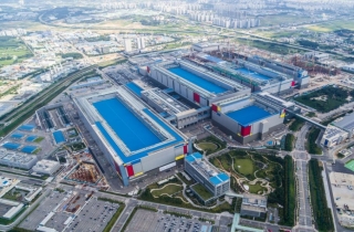 中 따라오지마!…삼성·SK·현대차·LG '초격차 팩토리' 800조 투자