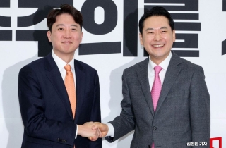 거대 여당 앞에서…장동혁·이준석 "우리 손 잡아요"