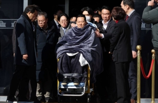 박근혜 한마디에…장동혁 단식 중단