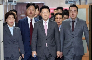 "중도가 답인데"…국힘 지도부 이제는 '강성 친윤' 딜레마