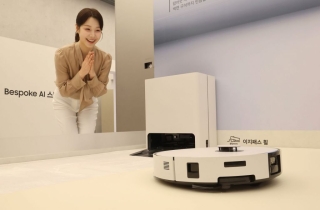 로보락 비켜!…삼성 '비스포크 AI 스팀' 출격