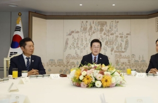 장동혁 '대통령 점심 노쇼'에 靑 "유감" 與 "어이없다"