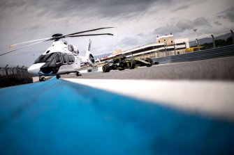[양낙규의 Defence photo]헬리콥터 VS F1 경주차… 누가 빠를까