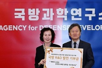 국과연 창립 직원 ‘강춘강 여사’, 100만달러 기부 약정 
