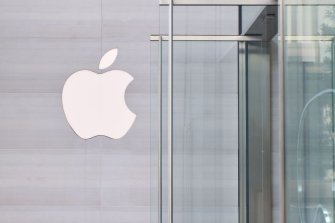 실적 발표 앞둔 애플, '챗GPT 탑재' 기대감에 3%↑