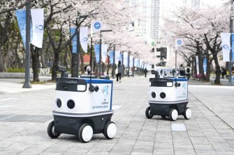 국립부경대, 캠퍼스에 ‘AI 자율주행 순찰로봇’ 등장