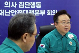 조규홍 장관 "의대교수 사직·휴진 대응…인력 추가파견"