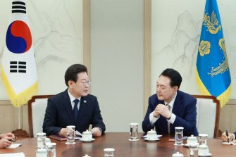 이재명, 尹대통령에 "국정 방향타 돌릴 마지막 기회"…130분간 회담(종합)