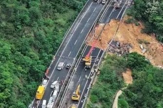 중국 광둥성 고속도로 붕괴 참사…24명 사망