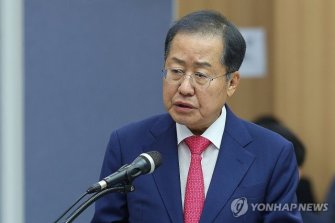 의협회장 '돼지발정제' 공격에 홍준표 "논리 밀리니 인신공격"