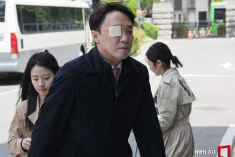 [포토] 탄핵사건 재판 출석하는 이정섭 검사