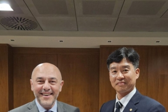 한화시스템, AESA레이더 안테나 첫 수출