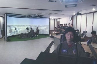 [군사이야기]적진에서 미사일 유도하는 JTAC
