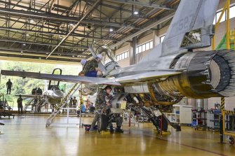 [군사이야기]'잠들지 않는' KF-16조종사, 이륙 4분이면 서울 도착