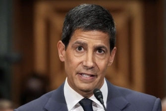 썙떆 썑蹂댁옄 "Fed 룆由쎌쟻씤 엯옣 痍⑦븷 寃꺿씠궗뱾 湲덈━ 諛쒖뼵 옄젣빐빞" 