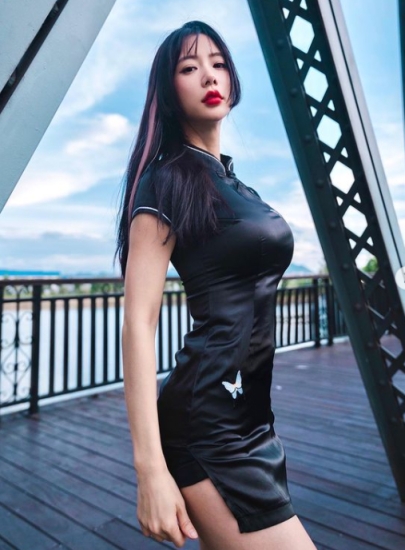 [포토] 클라라 '넘사벽 S라인'