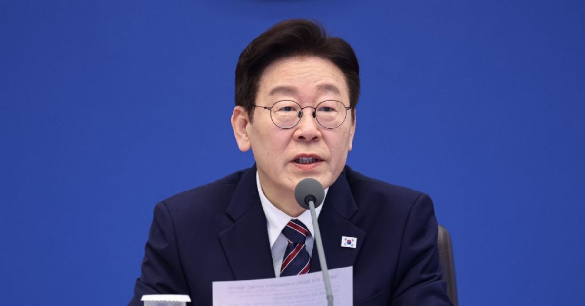 "President Lee's Real Estate SNS Becomes Key Lunar New Year Agenda as Ruling and Opposition Clashes Intensify"