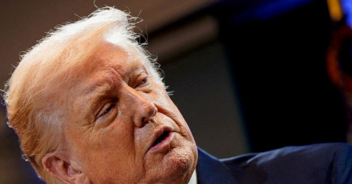 Trump Warns of "Much Harsher Tariffs" for Countries That "Play Games" as He Pressures Them to Fulfill U.S. Investment Pledges