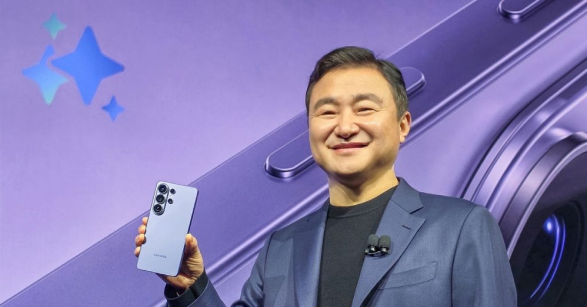 "Call a Taxi for Me" Galaxy S26 Makes AI Easier to Use..."Targets 800 Million Units in Sales"