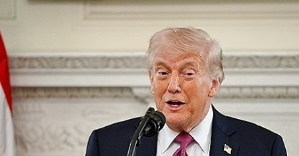 Trump: "Iran Admits to 'State of Collapse'... Requests Opening of Hormuz" 