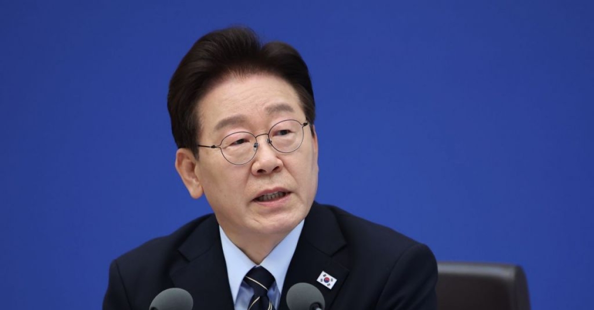 Lee Targets Samsung Electronics Union: "Union Collective Bargaining Must Not Be Abused... There Is a Proper Limit"