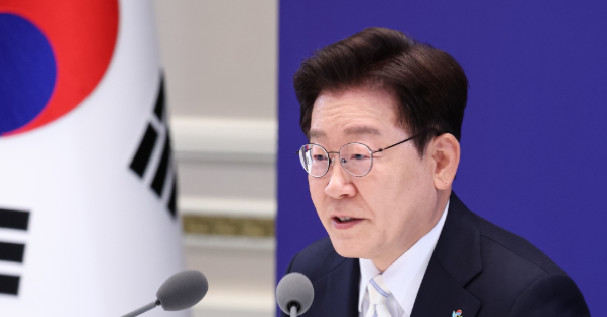  President Lee: "Large-scale Investment Projects Planned...Major Shift in Growth Strategy"