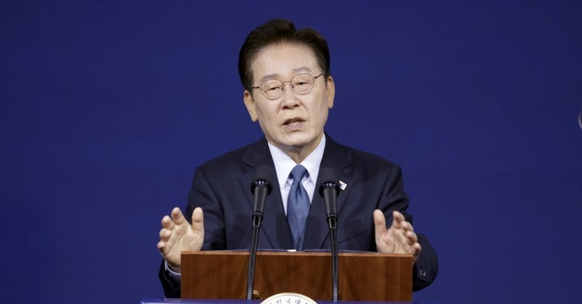 李总统：“三星高带宽存储器强化忠清尖端产业地位……Lee Jae-yong的决断将引领飞跃”