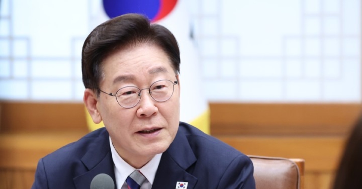 李在明总统：“4年两任或4年连任制修宪……与2022年承诺不变”