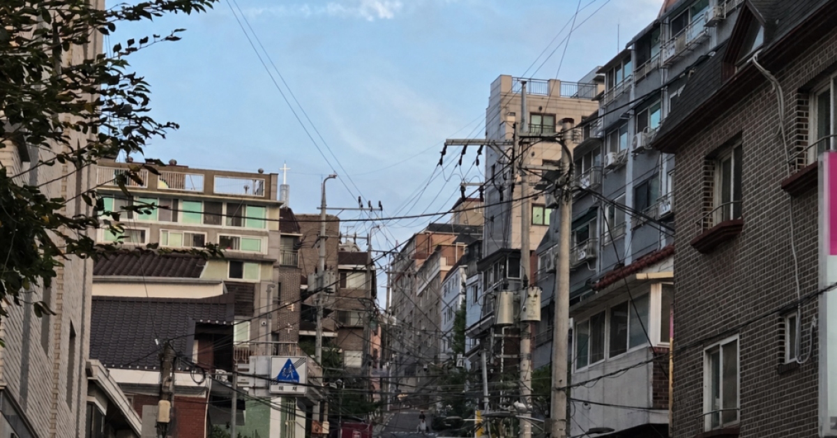 Apartment Prices Jump... Seoul's Top Villa Transaction District Faces 'Listing Drought' [Real Estate AtoZ]