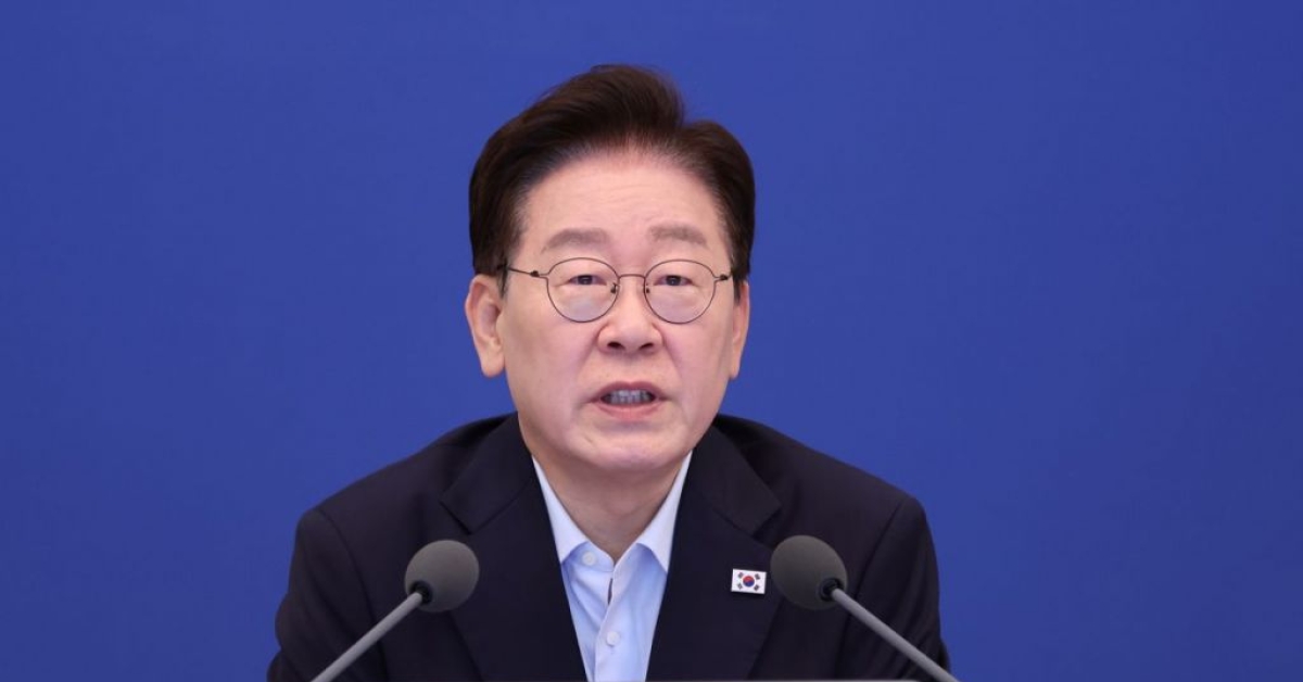 President Lee Opts for 'Direct Breakthrough' With Larger-Than-Expected Cabinet Reshuffle, Seeks Broader Progressive Unity