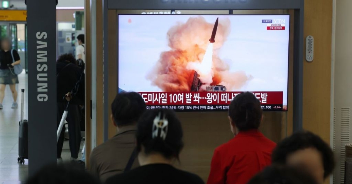 Blue House Calls North Korea's Ballistic Missile Launch a "Violation of UNSC Resolutions"... Holds Emergency Review Meeting