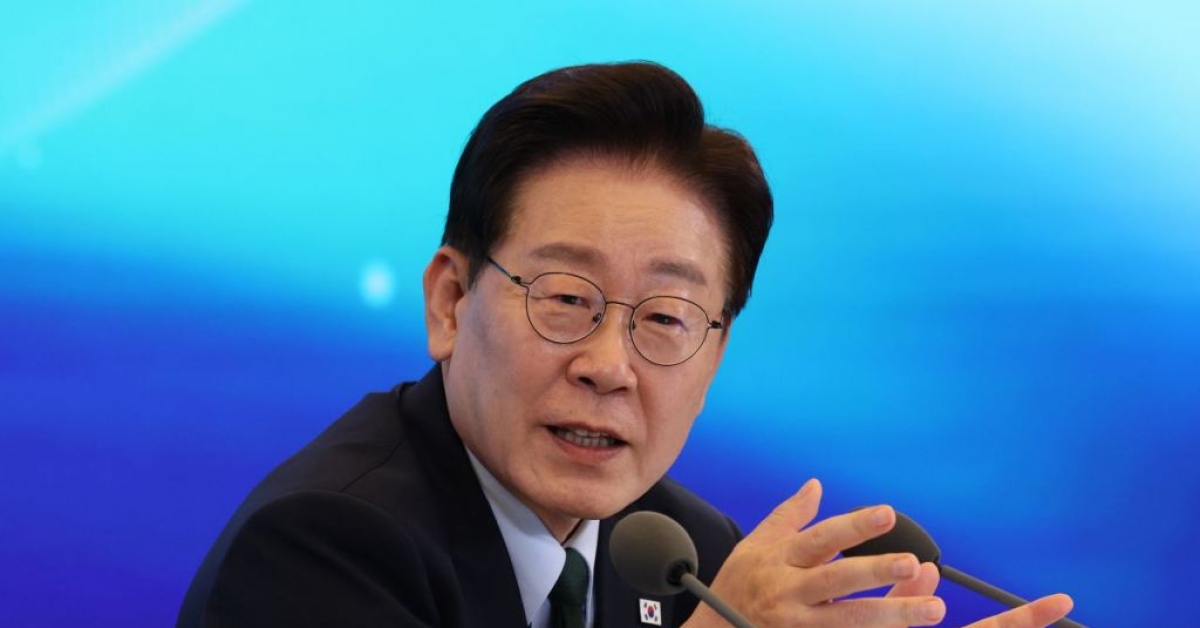 Lee总统：“即使被批评没有风度，也会继续通过社交媒体沟通……想起Roh Moo-hyun”