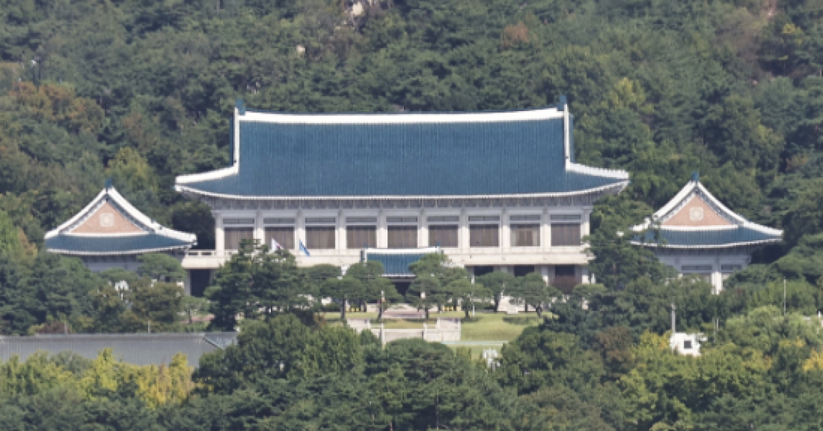 青瓦台因全球“PHP告急”召开紧急会议，要求“民官军作为一个团队迅速处置”