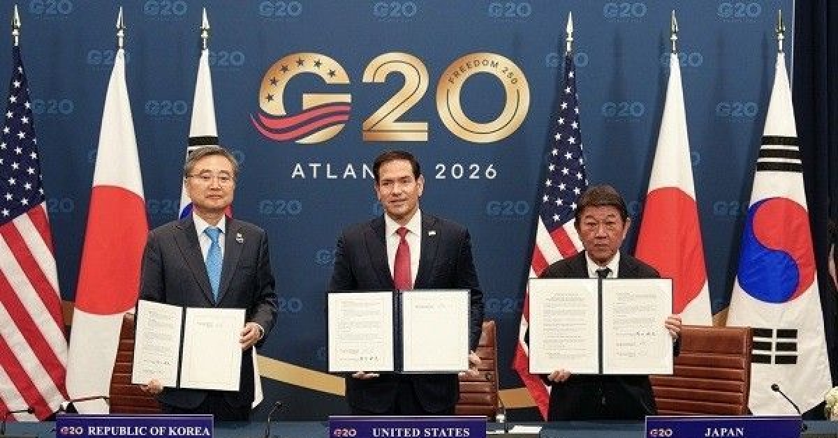 South Korea, U.S. and Japan Foreign Ministers Reaffirm Commitment to North Korea's Denuclearization... Launch 'Arctic-Pacific Partnership'