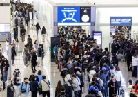 황제경호, 스타갑질? 문제는 '팔이피플'[K스타 출국 전쟁②]