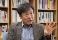 [의대생 카르텔의 시대]⑤김누리 교수 "공적 책임의식 회복 시급"